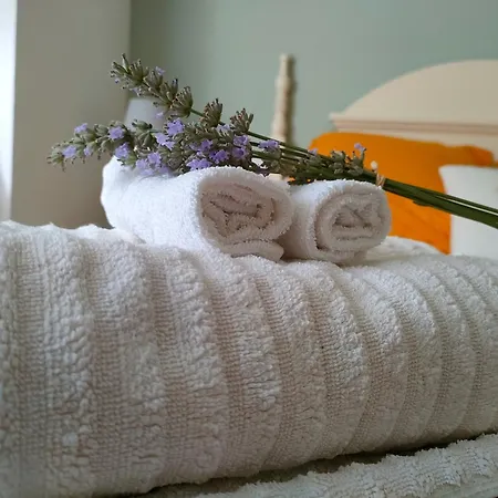 Maison La Thebaide Bed & Breakfast